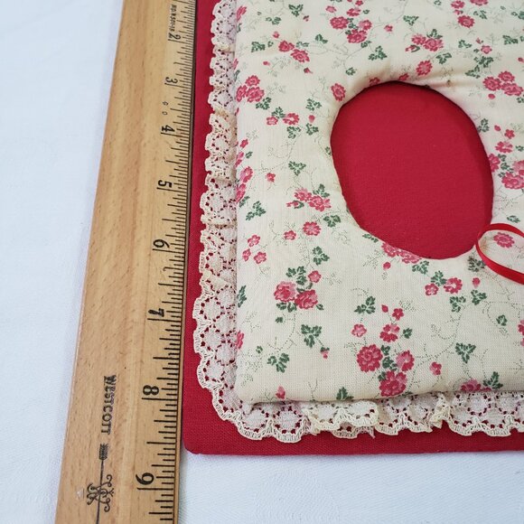 Vintage red and white Lace floral picture frame Cottagecore retro kitsch - Picture 2 of 9
